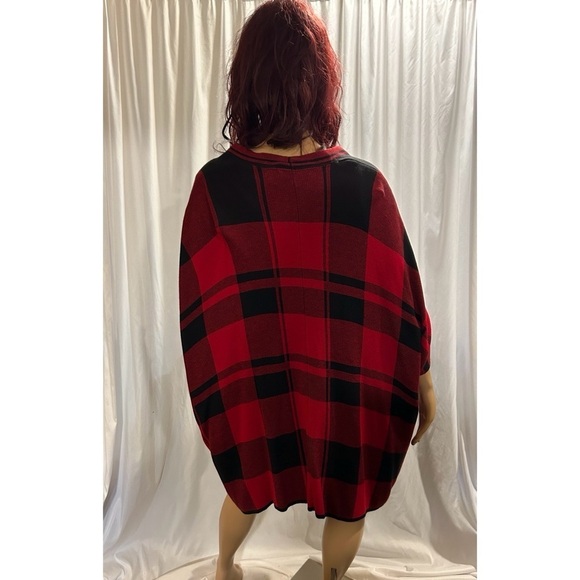 New Tommy Hilfiger Buffalo Plaid Cape NWOT - Picture 5 of 5